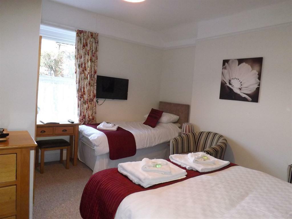 Cairn House Bed & Breakfast Ilfracombe Room photo